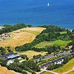 Hébergement de vacances 5 Person In *