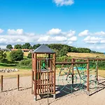 Hébergement de vacances 5 Person In *